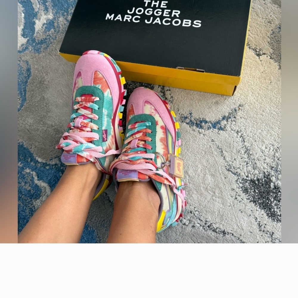 Marc Jacobs Women's Pink and Green Jogger Sneakers